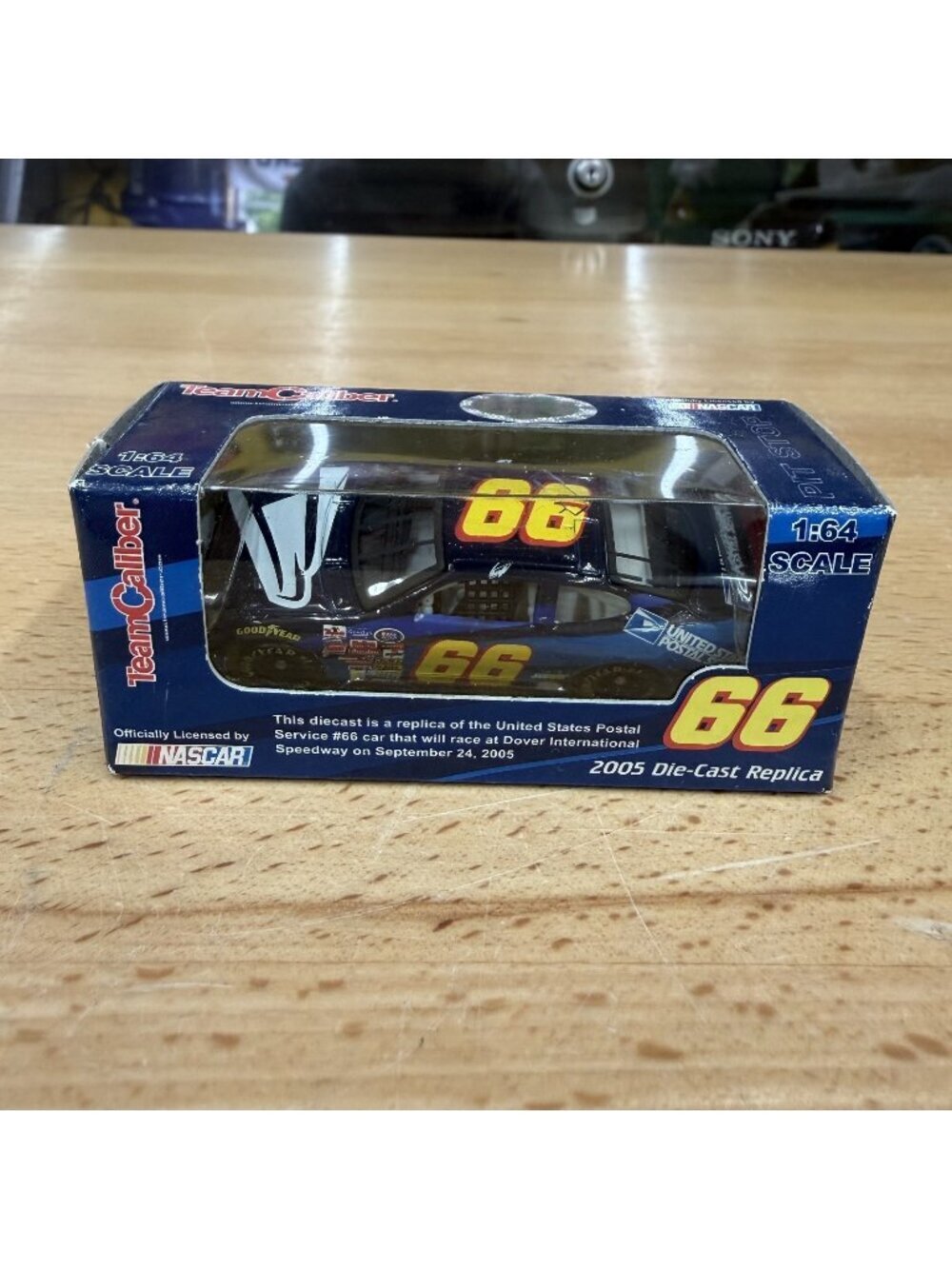 2005 Greg Biffle #66 U.S. Postal Service 1/64 NASCAR Diecast Team Caliber Promo